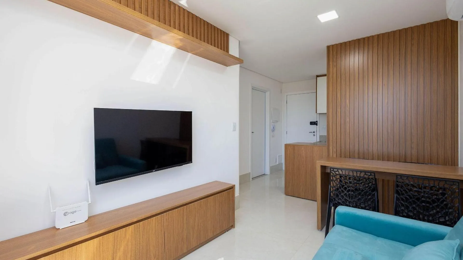Apto Confortavel Com Otima Localizacao, Df, Roe210 Brasilia 0*,  Brazil