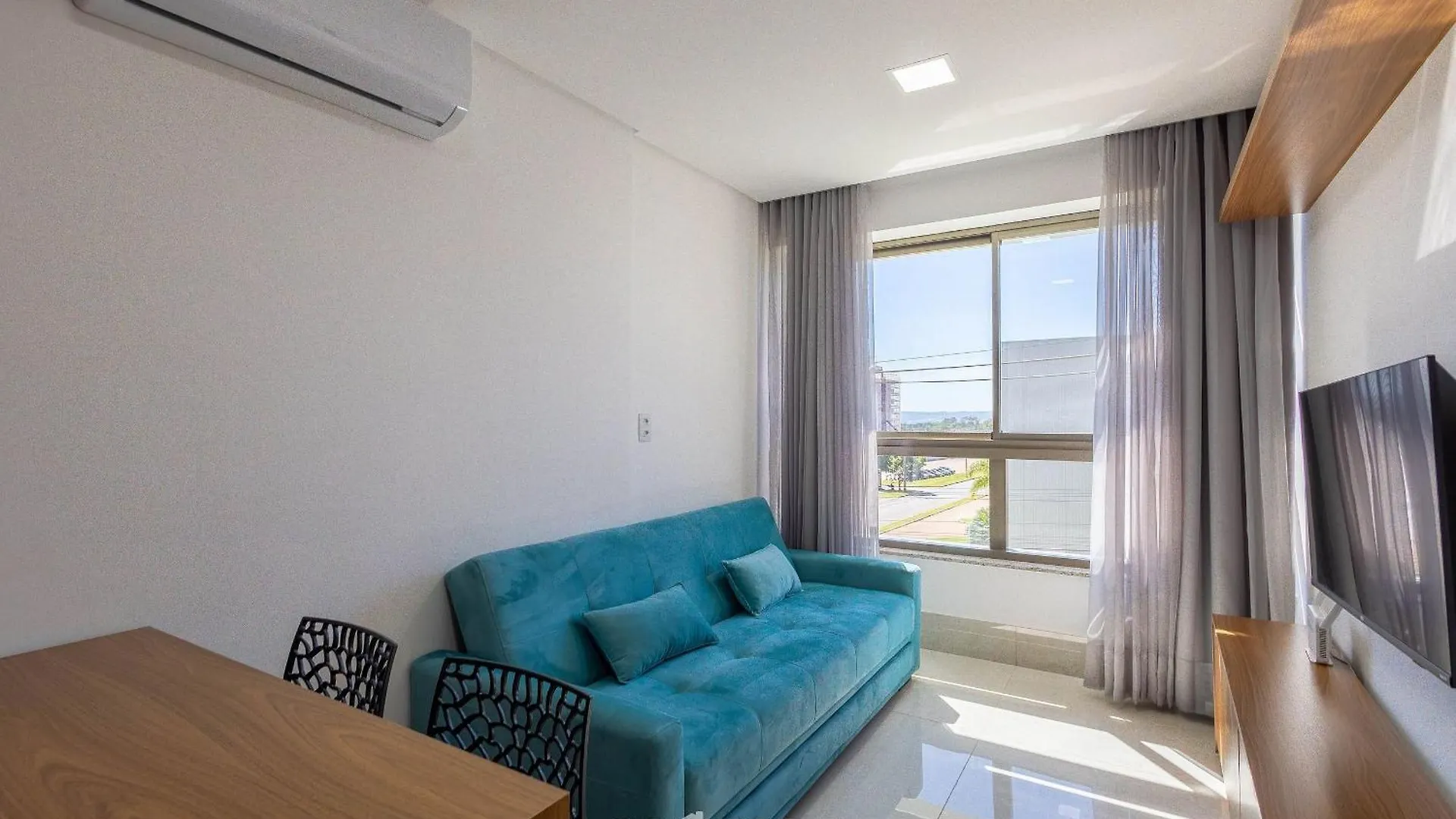 Apto Confortavel Com Otima Localizacao, Df, Roe210 Brasilia